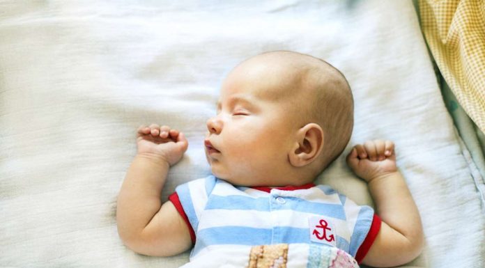 Births plunge to record lows in United States