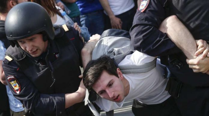 ‘More than 1,200’ arrested as anti-Putin protests held across Russia