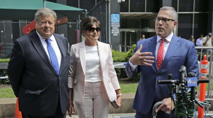 Melania Trump’s immigration lawyer calls president’s attacks on ‘chain migration’ ‘unconscionable’