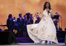 ‘Queen of Soul’ Aretha Franklin dies at home in Detroit aged 76