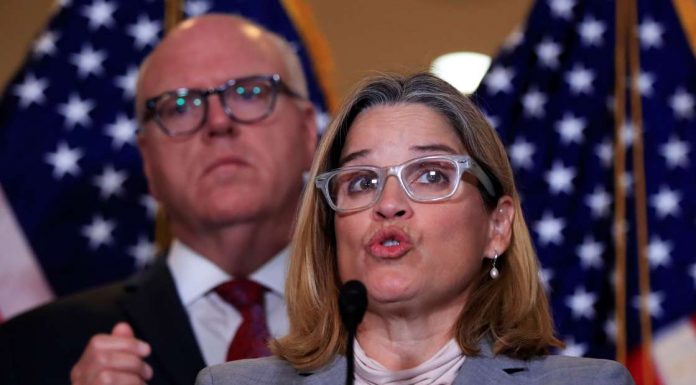 Trump attacks mayor of San Juan as he touts readiness for Hurricane Florence