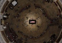 Americans pay respects to late President Bush at U.S. Capitol