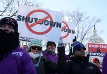 Air traffic controllers’ union sues over unpaid work during US government shutdown