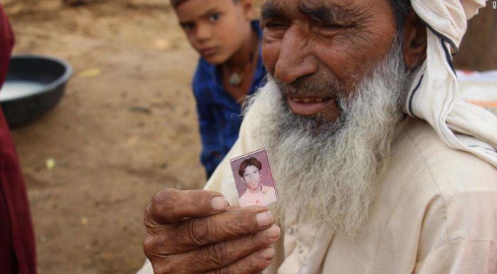 India’s minorities fear return of Modi