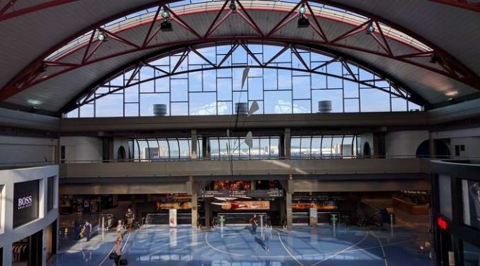Airports Begin Loosening Restrictions on Non-Passengers