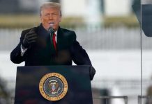 Angry Republican leaders float removing Trump from office