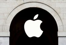 Hackers try to extort Apple after stealing files from manufacturer