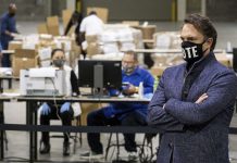 Election workers accused of shredding voter applications