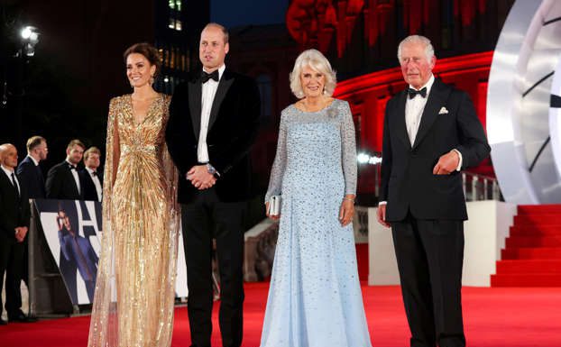 Watch Duchess Kate show off her piano skills for first time at Christmas Eve concert