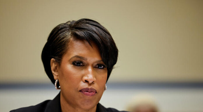 Washington DC mayor declares public emergency over migrant arrivals from Texas, Arizona