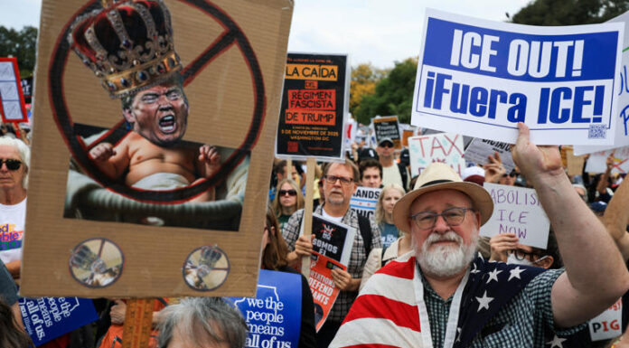 John Cusack says Trump should ‘go to hell!’ at ‘No Kings’ protest in Chicago