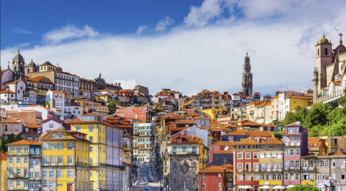 ‘We detected unusual activity’: the scam that uses AI to exploit your holiday photos