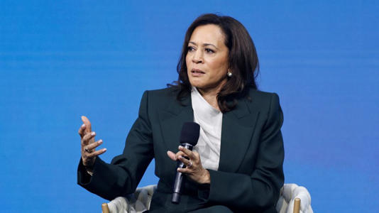 Barack Obama, Kamala Harris call for government action on AI development